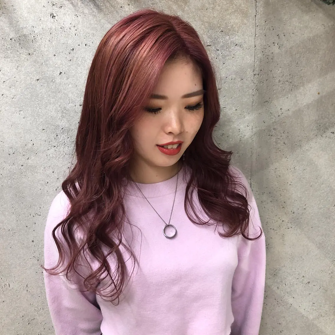 ロング カラー ピンクカラー wakana 【ブリーチカラー】のヘアスタイル