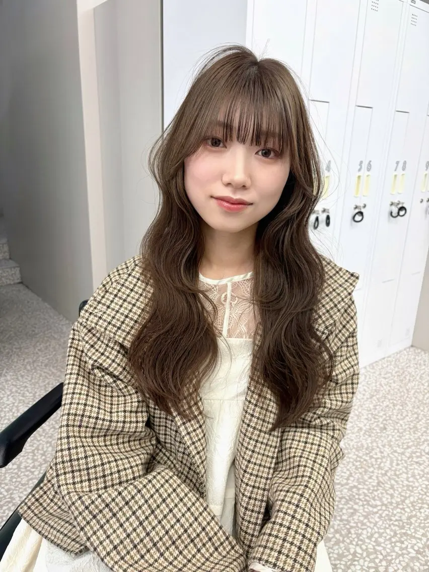 ロング nanami IROW大名のヘアスタイル