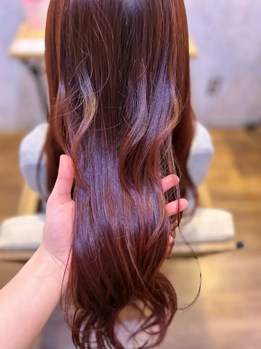 ロング カラー 尾崎 恭子のヘアスタイル