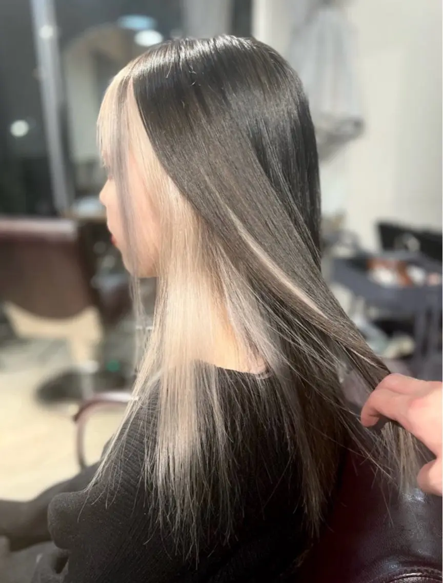 ロング カラー ヘアカラー トリートメント ヘアセット 🎀ハイトーン・艶 カラー HANA🎀のヘアスタイル
