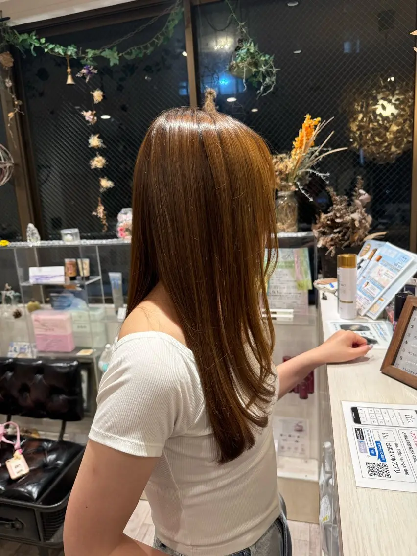ロング カラー レイヤーカット 赤間 飛鳥のヘアスタイル