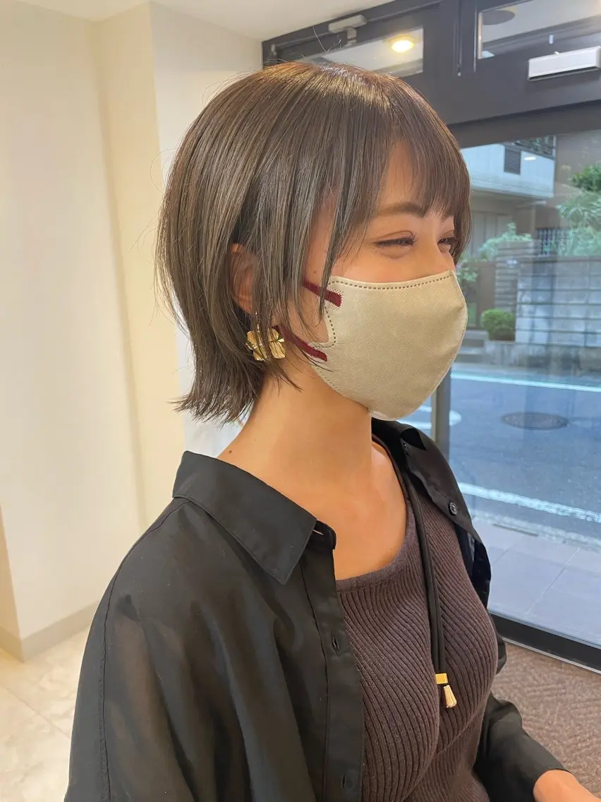 ミディアム 切りっぱなしボブ ボブレイヤー ボブ 顔まわりレイヤー レイヤーカット カット ヘアカラー 【ボブ/個室サロン】 癒し空間mimuraのヘアスタイル