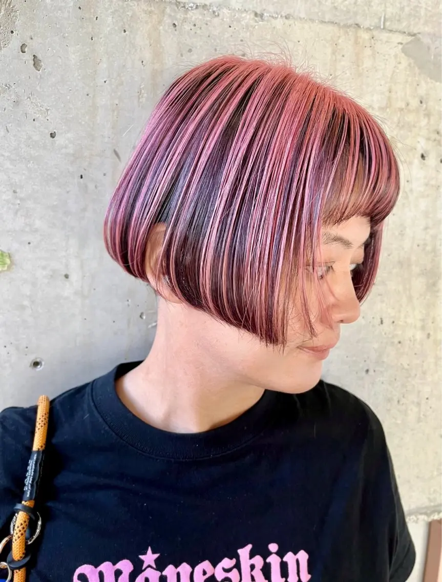 ショート カラー ブリーチ ヘアカラー 派手髪デザインカラー ヒロカのヘアスタイル