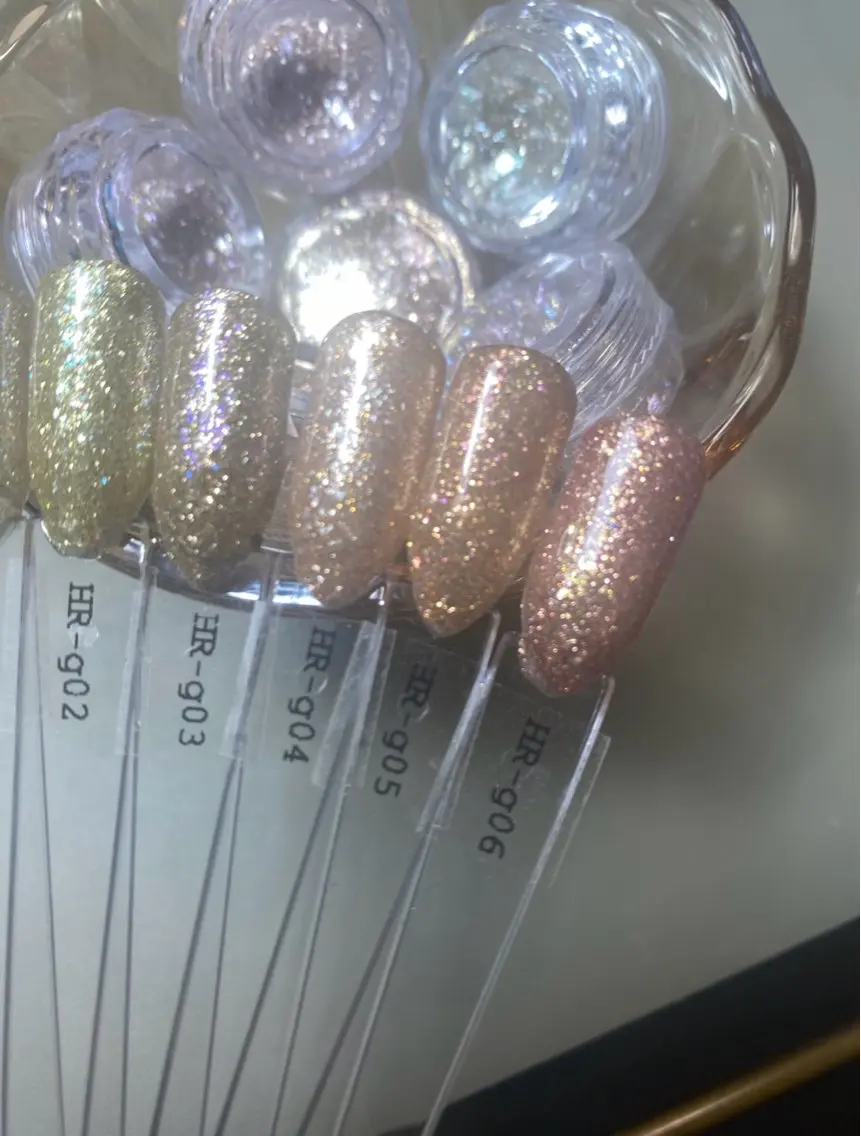 ネイル グラデーション ワンカラーネイル 🌿Charme🌿 MAIのネイルデザイン