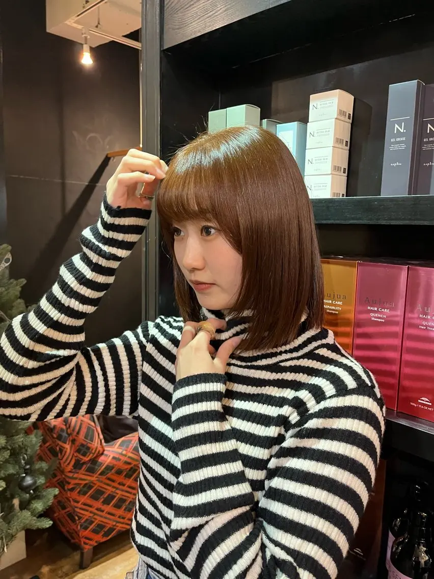 ミディアム カラー 橘　愛佳/暖色系 レイヤーカットのヘアスタイル