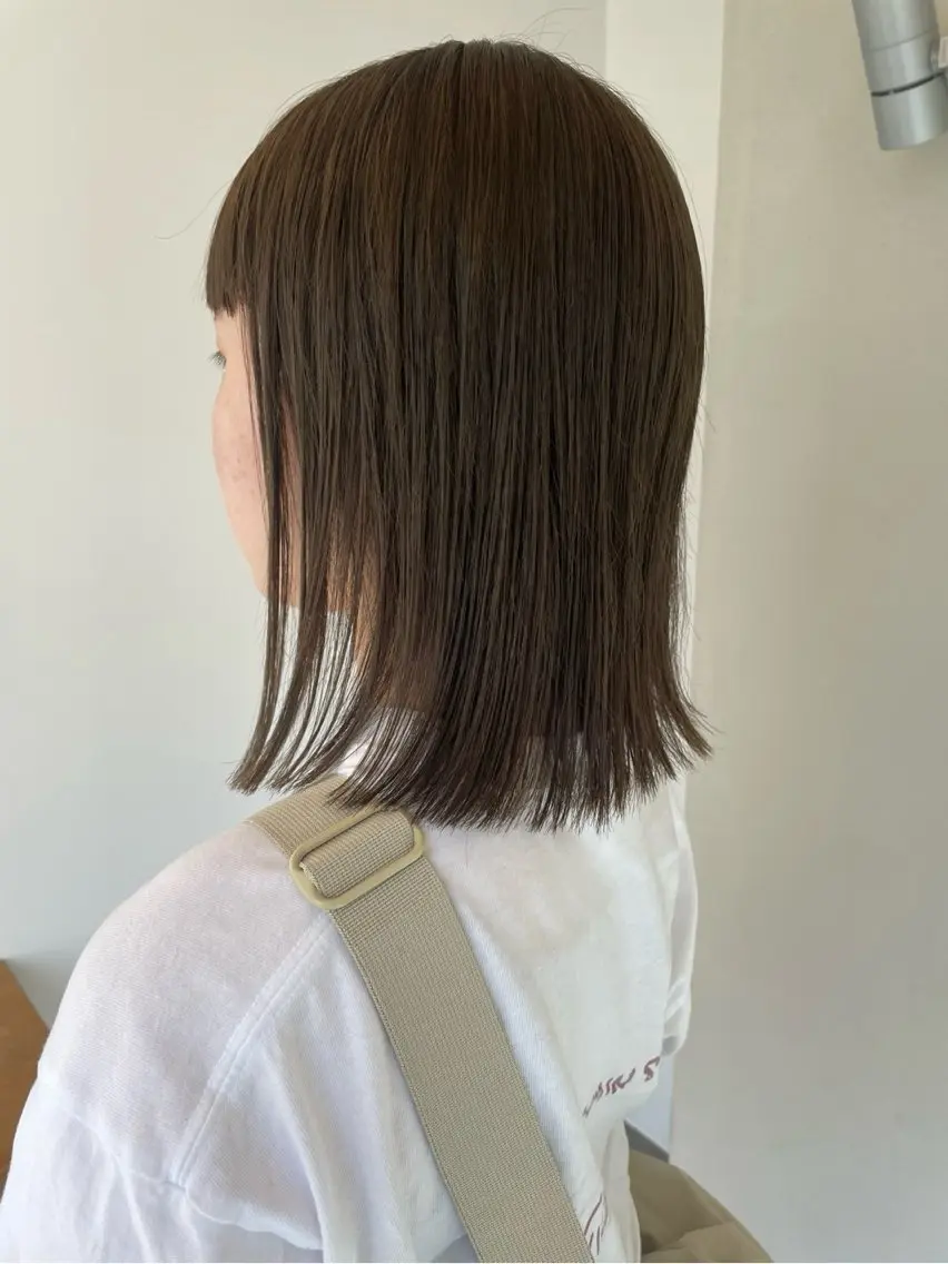 ショート カラー ヘアカラー トリートメント 土川 陽菜のヘアスタイル