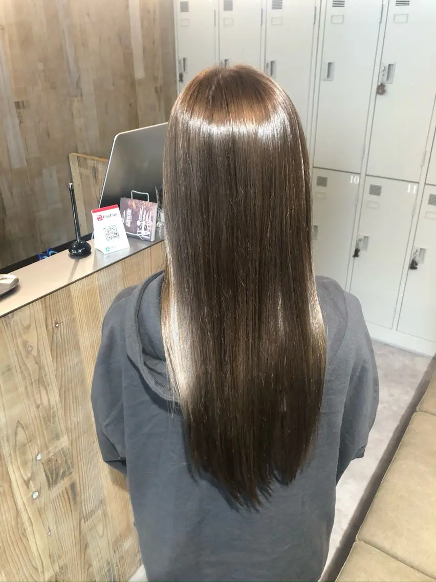 【最高級☆髪質改善ストレート】縮毛矯正+カット+ULTOWAトリートメントの写真
