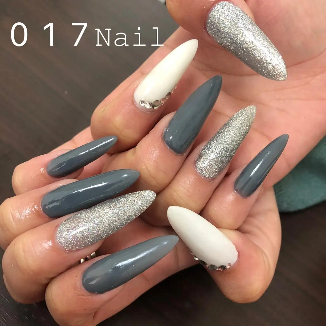 ネイル ロングネイル スカルプネイル rei naのネイルデザイン
