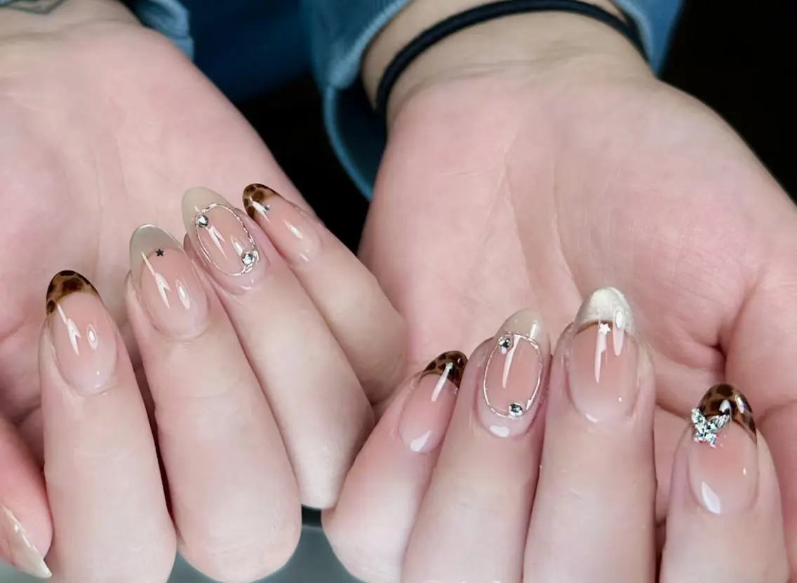 ネイル ハンドネイル 🎀 KiKi_nailのネイルデザイン
