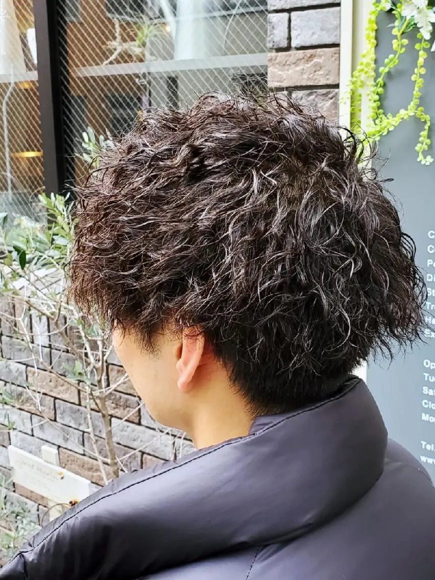 メンズ特殊パーマ(ツイスト、スパイラルなど)の写真