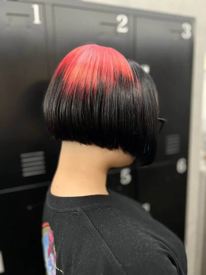 ミディアム カラー 黒髪 デザインカラー ピンクカラー カット ヘアカラー 透明感カラー特化🫧 🦋栗原🦋のヘアスタイル