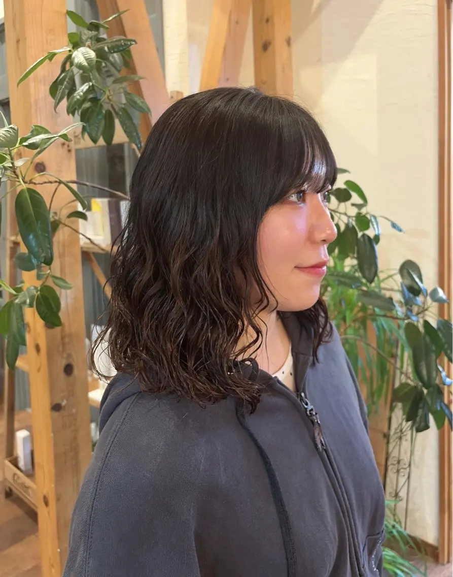 ミディアム パーマ ミディアムパーマ 似合わせカット 小川 モモのヘアスタイル