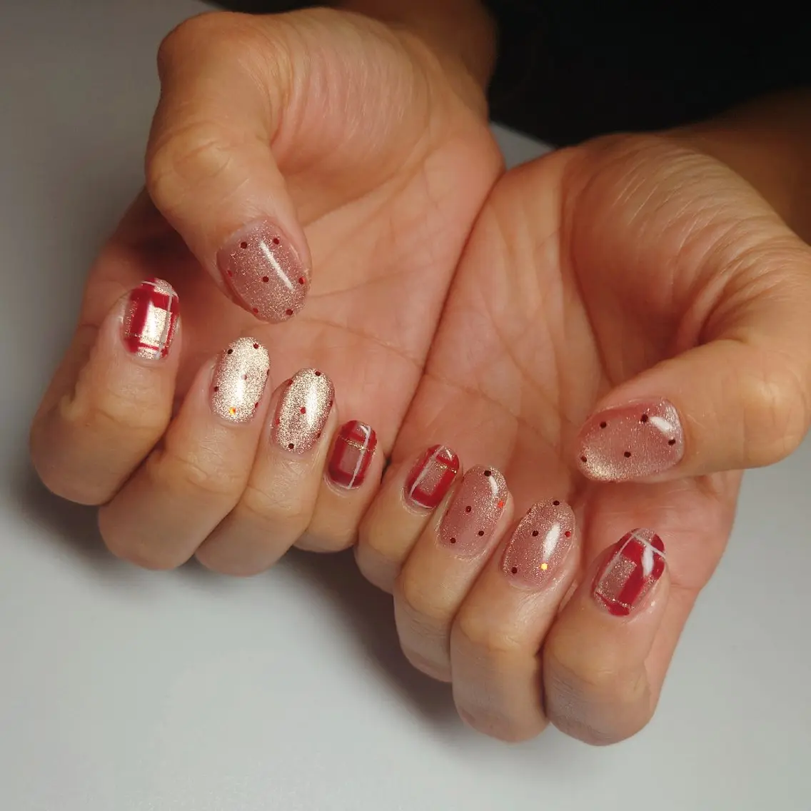 ネイル ホログラムネイル マグネットネイル nailme! 遠藤智佳のネイルデザイン