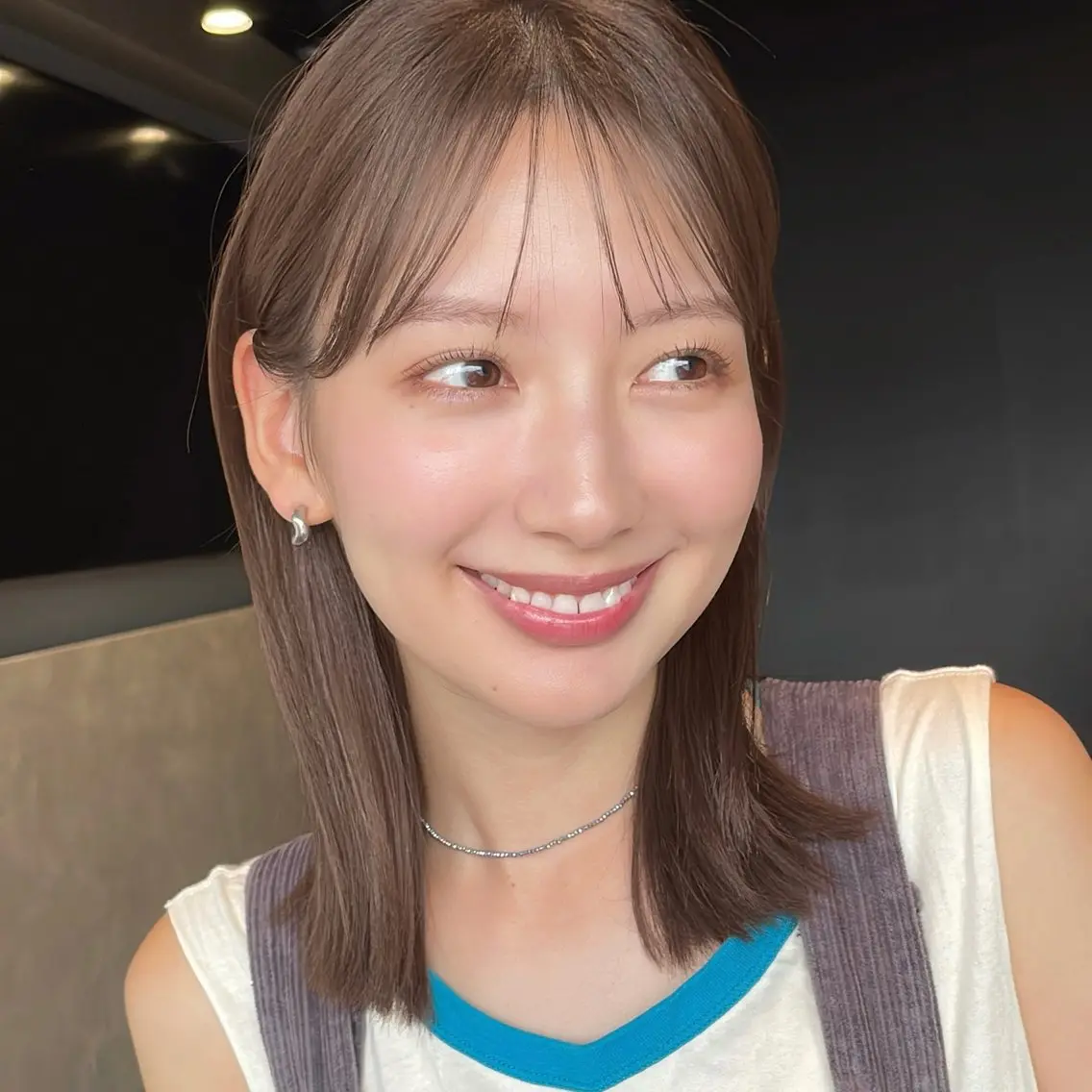 ミディアム カラー ヘアアレンジ カット ヘアカラー トリートメント ヘッドスパ ヘアセット 【柔らか透明感✨/ 似合せ前髪】大石葉月のヘアスタイル