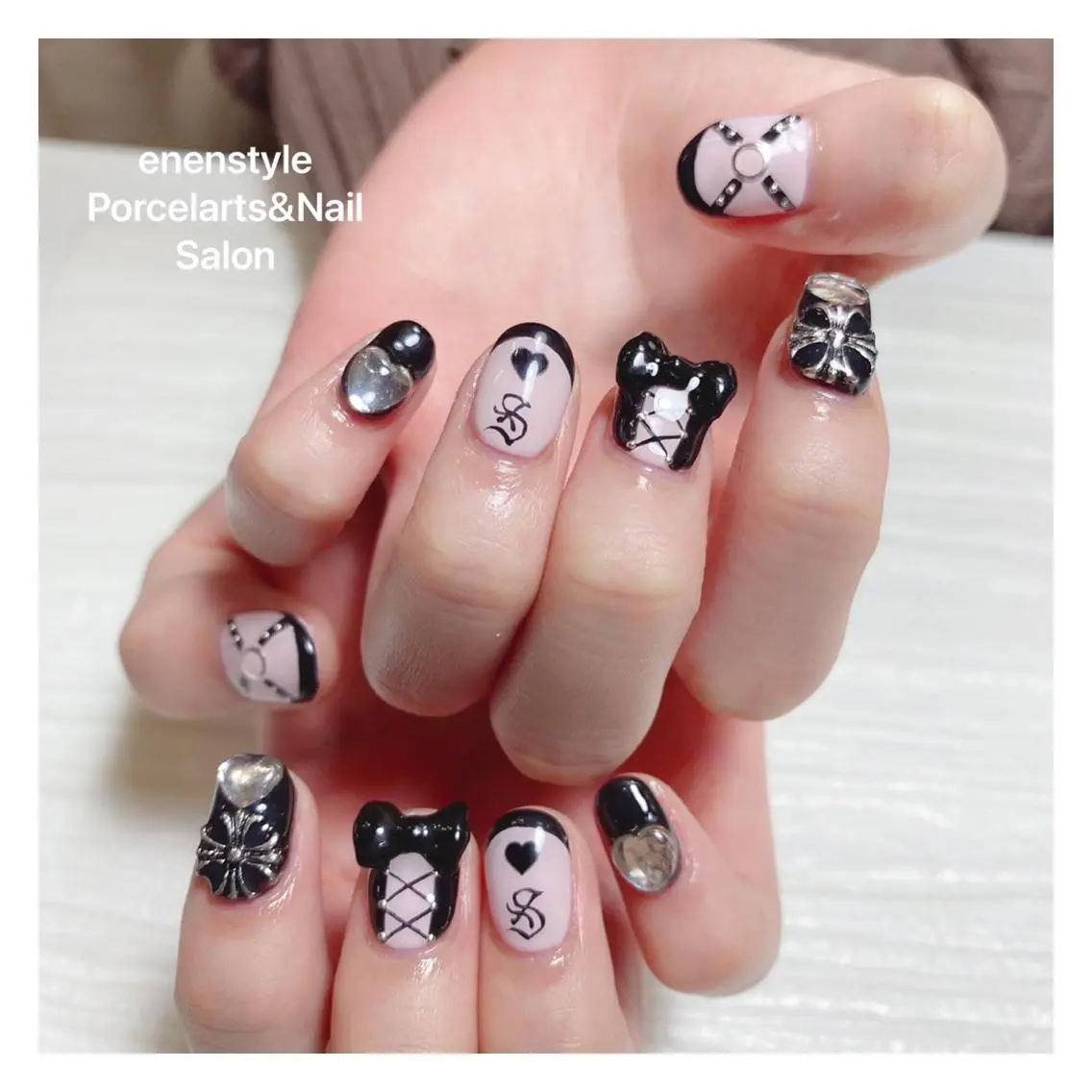 ショート ネイル 🐾enen style 🐾のネイルデザイン