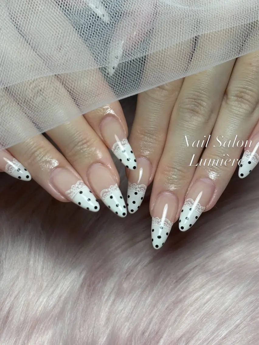 ネイル ハンドネイル Lumière| ロング|ワンホンのネイルデザイン