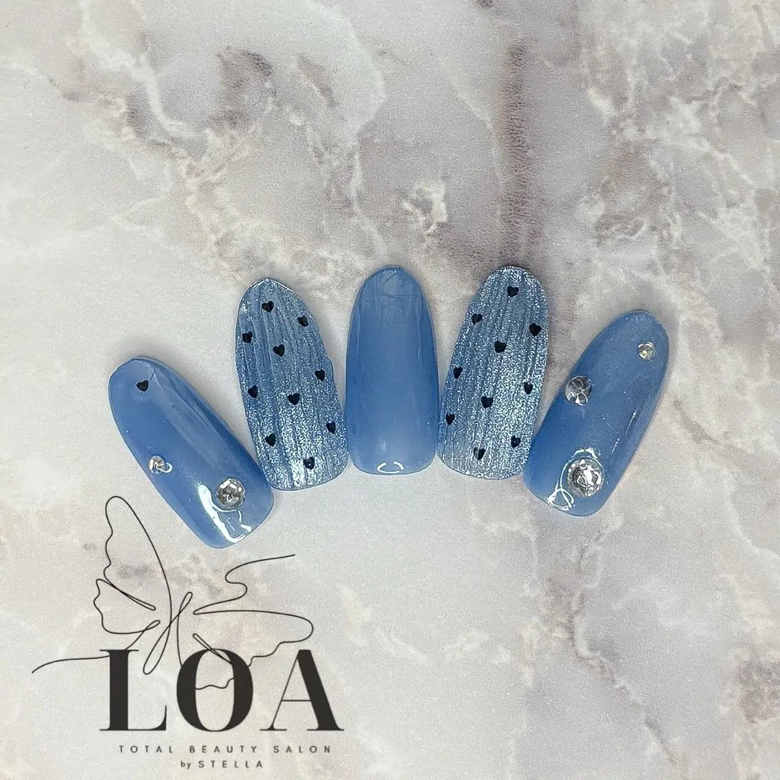 ネイル ハンドネイル LOA🦋 yuraのネイルデザイン