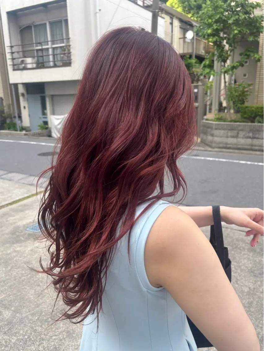 ロング カラー ヘアアレンジ ヘアカラー HIBIKI / 透明感カラーのヘアスタイル