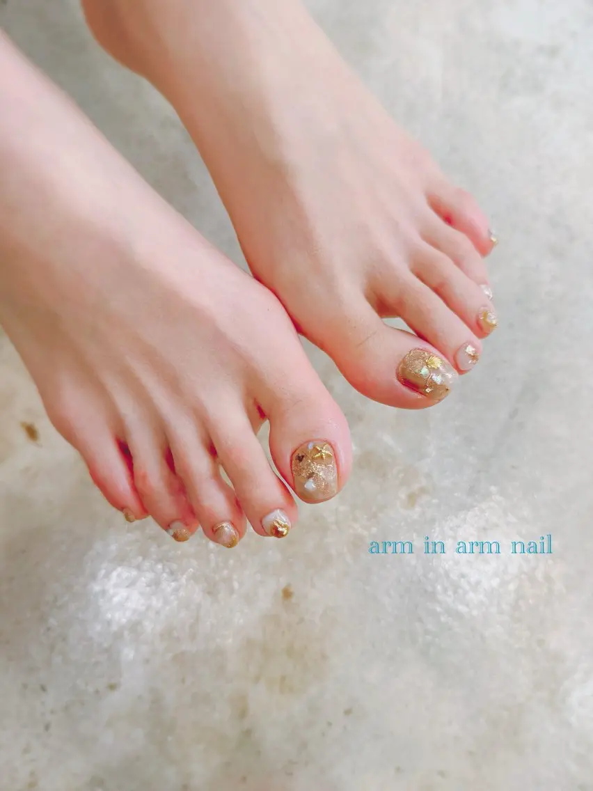 ネイル arm in arm ︎✿Yamamotoのマツエク・マツパデザイン