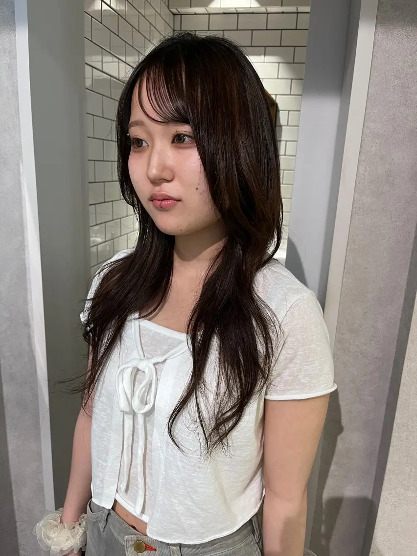 ロング カラー レイヤーカット 似合わせカット カット ヘアカラー トリートメント ナチュラル透明感🌱 小山美樹子のヘアスタイル