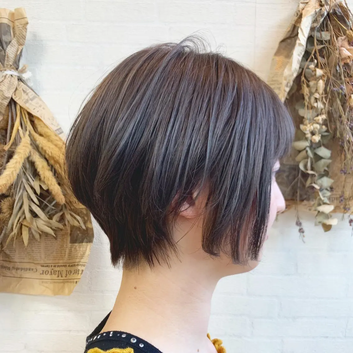 ショート カラー 切りっぱなしボブ ショートボブ ハンサムショート グレージュ ボブ カット ヘアカラー トリートメント 初めてのショート お任せください✂️のヘアスタイル