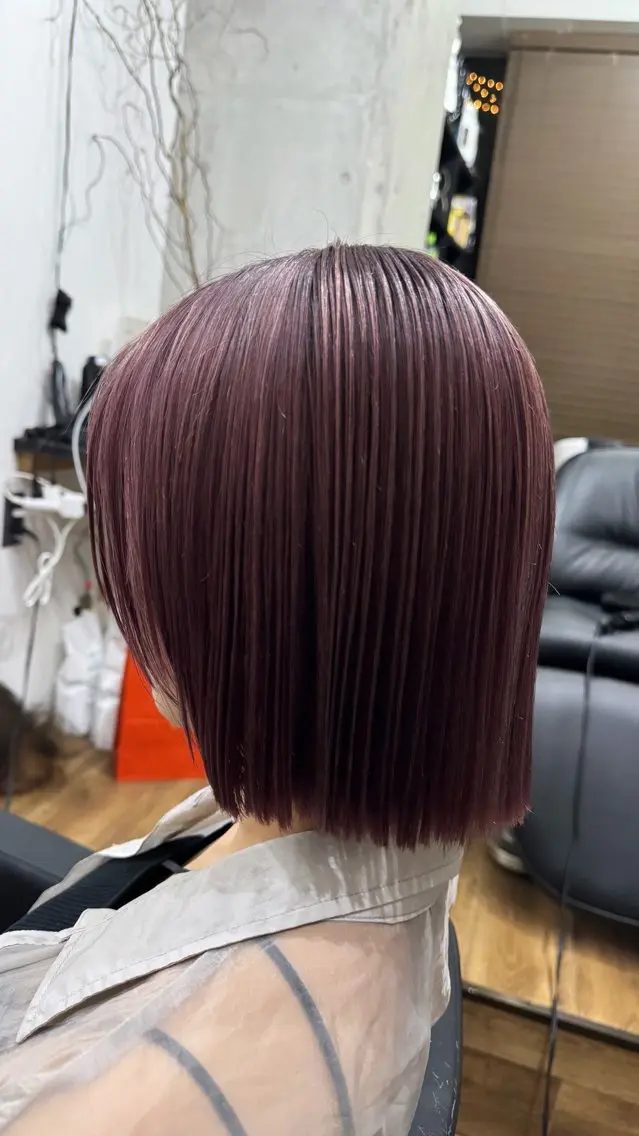 ショート カラー ブリーチ ヘアカラー 縮毛矯正 椎葉 祐也のヘアスタイル