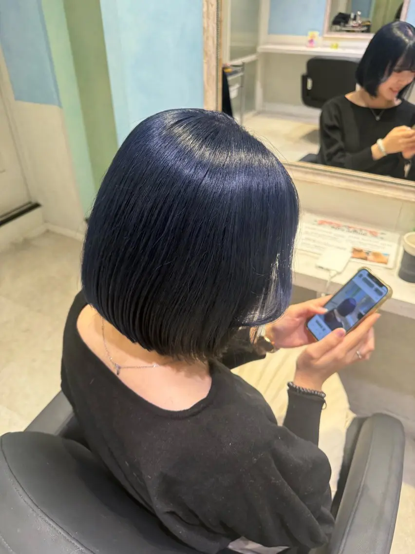ロング カラー アッシュ ベージュカラー ブリーチ ブルーカラー 透明感カラー ヘアカラー ハイトーン/ブリーチ 💙みずき💙のヘアスタイル