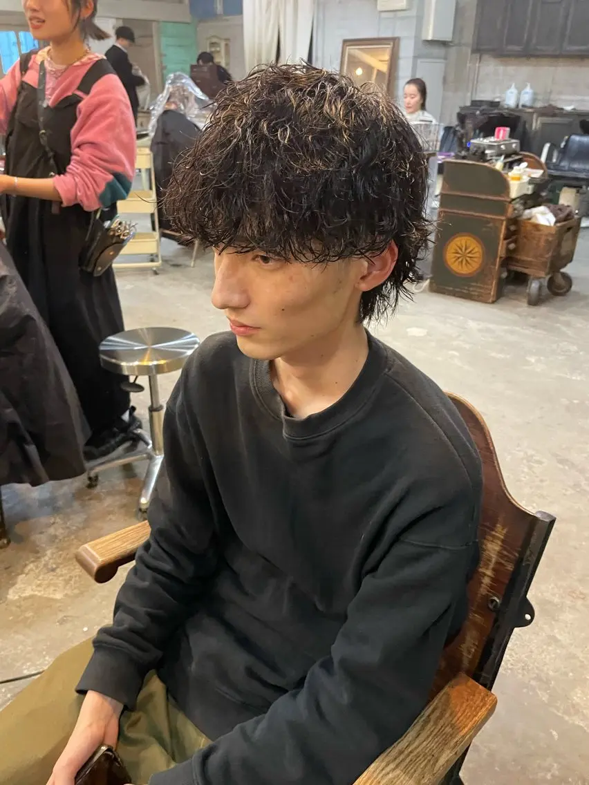 パーマ メンズ カット パーマ メンズ特化美容師 ハスイルイのヘアスタイル