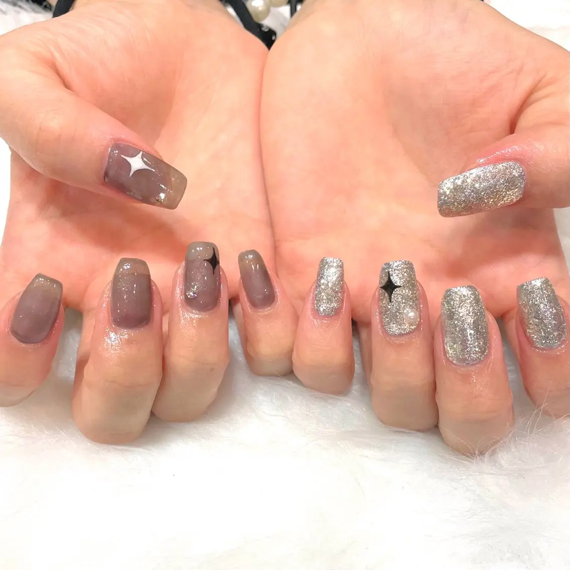 ネイル クリアネイル フラッシュネイル MADDYNAILS ✴︎柏痛ネイルのネイルデザイン
