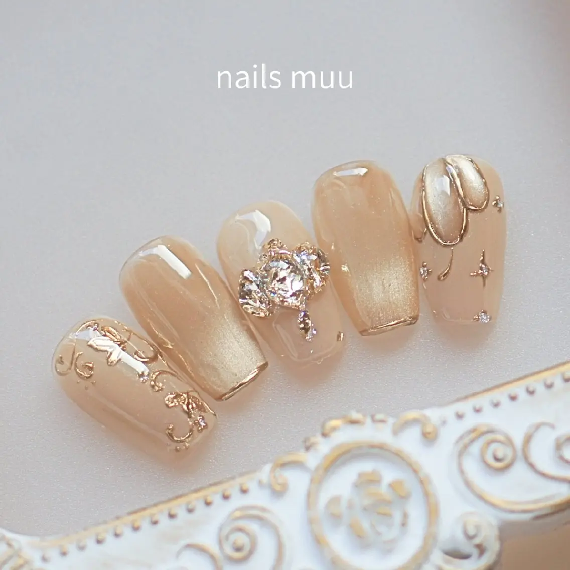 ネイル ハロウィン キラキラネイル ぷっくりネイル nails muu まゆのネイルデザイン