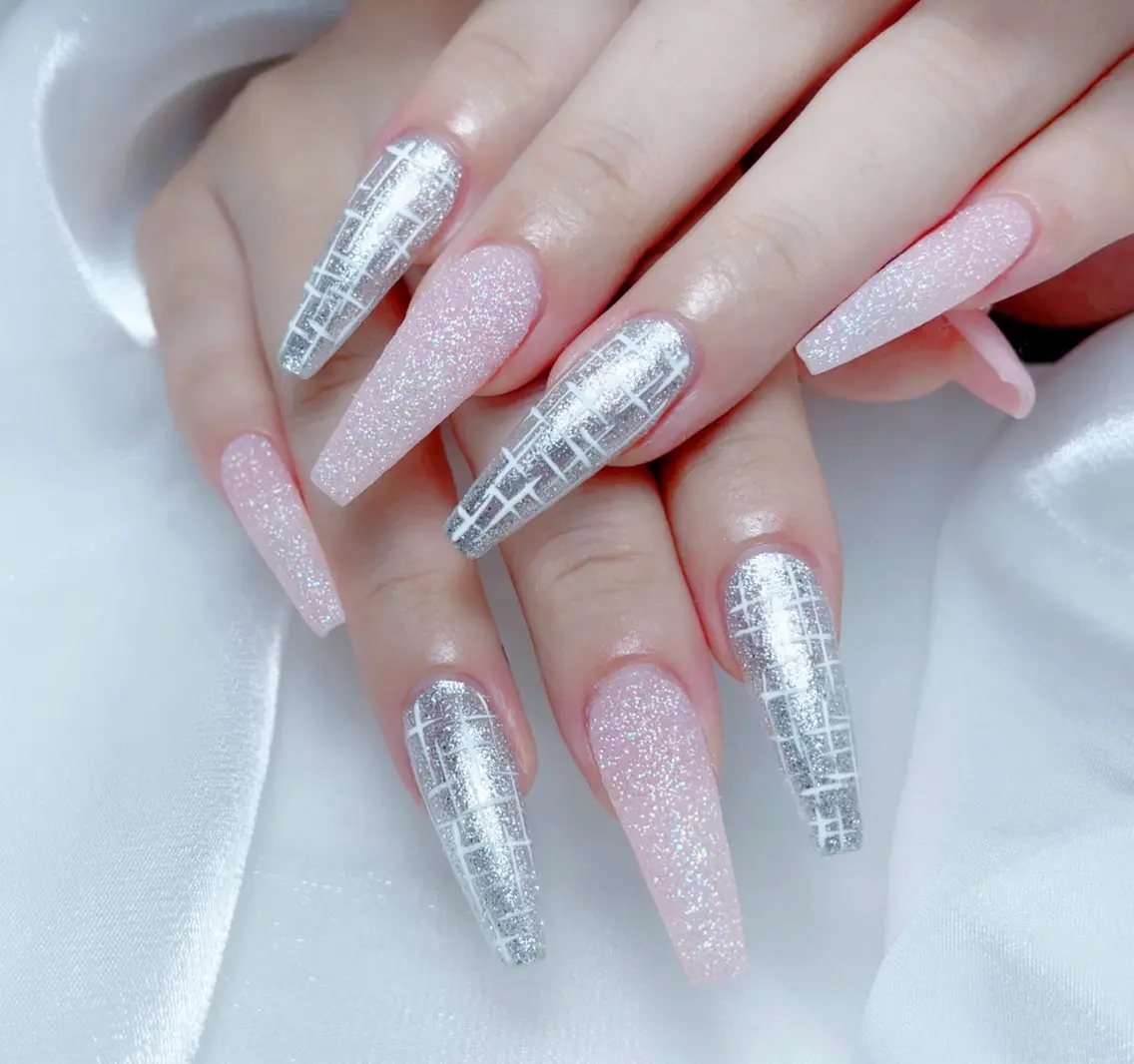 ネイル ハンドネイル M🌷nail 長さだし専門店のネイルデザイン