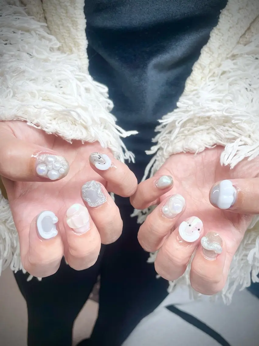 ネイル シンプルネイル 春ネイル ホワイト ハンドネイル posa nail モエミのネイルデザイン