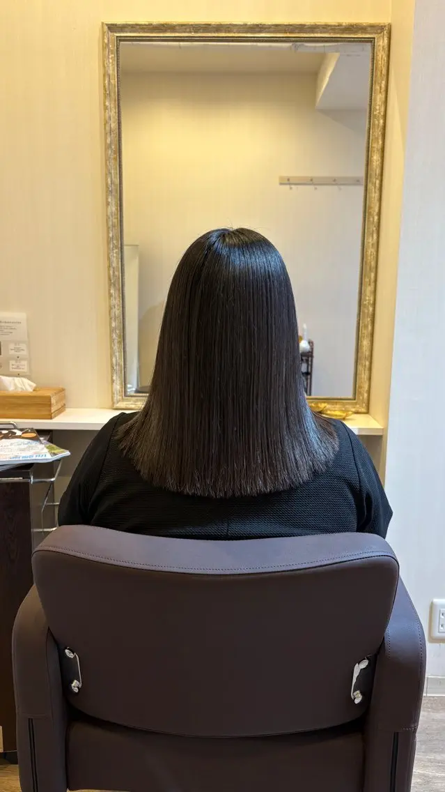 カット水曜日限定スタイリストチェックありの写真