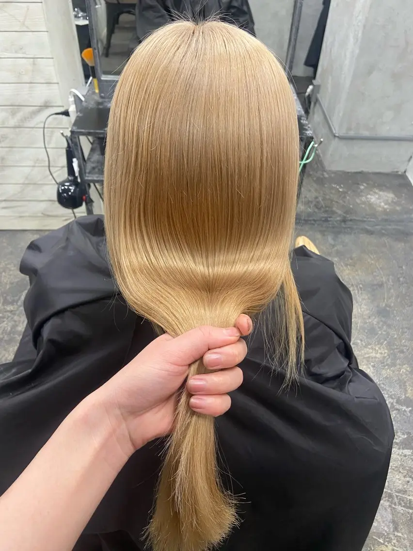 ロング カラー APOLLO♡ ＭＩＯのヘアスタイル