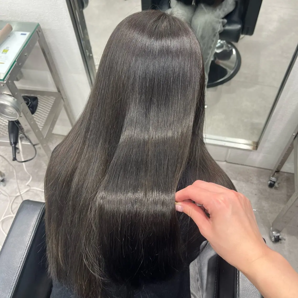 カラー グレージュ オリーブグレージュ オリーブグレー ヘアカラー やまもと ここのヘアスタイル