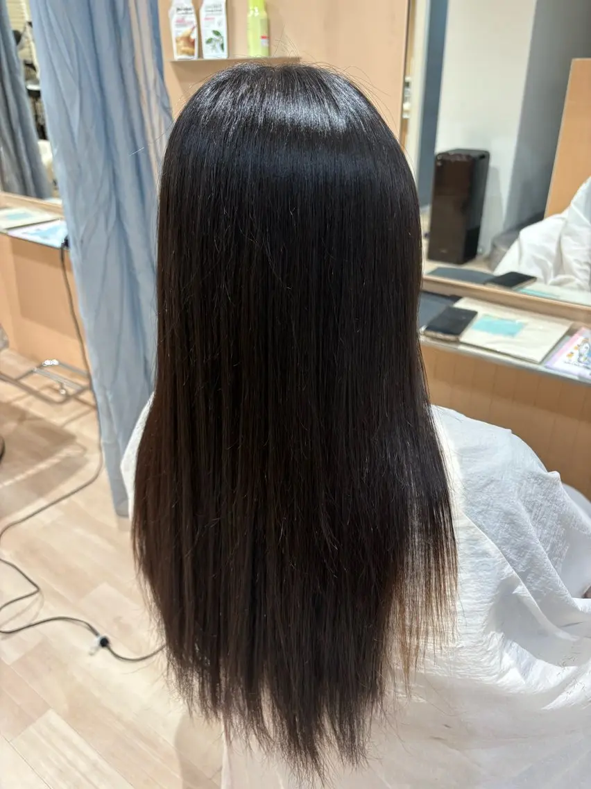 艶カラー/レイヤー /chere 金剛店のヘアスタイル