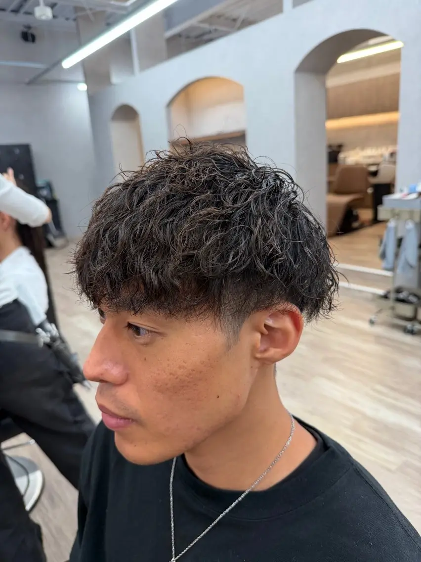 メンズ メンズパーマ カット パーマ メンズ指名多数 ✂︎松本明日翔のヘアスタイル