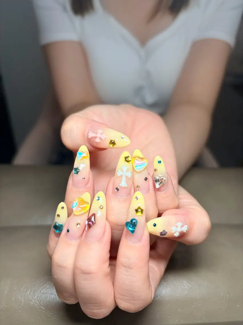 ネイル I pinknail 韓国風·持ち込み専門のネイルデザイン