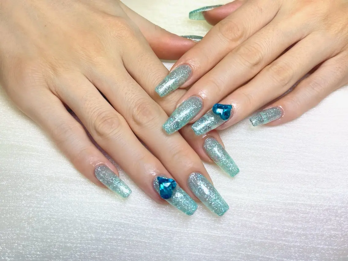 ネイル ハンドネイル PIPPY  NAILS新宿のネイルデザイン