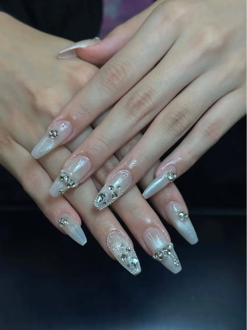 ネイル アートネイル フレンチネイル ジェルネイル 韓国ネイル マグネットネイル HAPPI NAIL 大国町のネイルデザイン