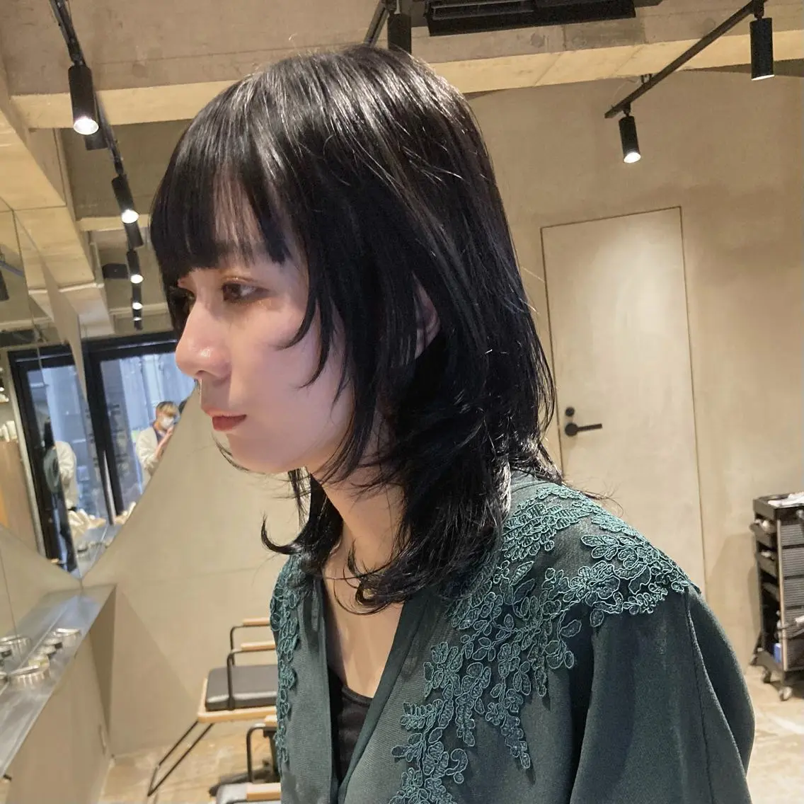 ミディアム ショートボブ ミディアムパーマ アッシュ パープルカラー イエローカラー 🌈圧倒的デザイン力 内井省吾のヘアスタイル