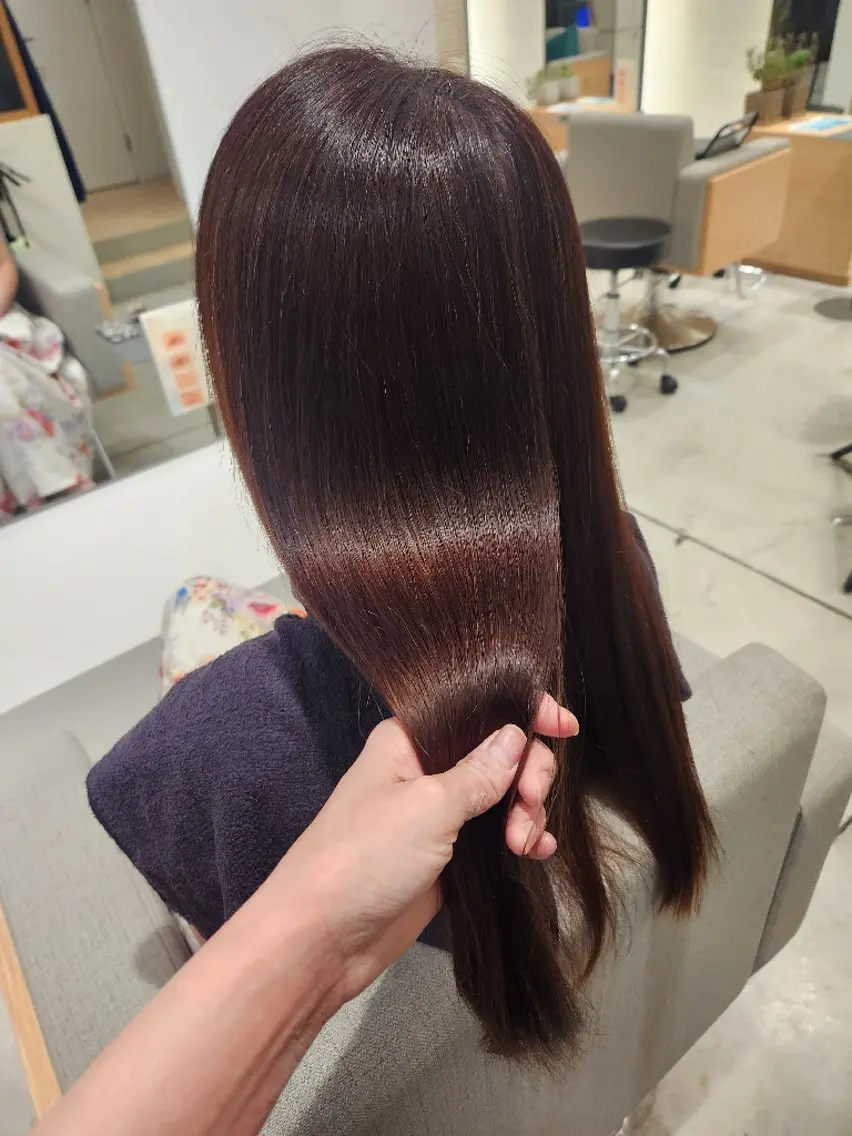 💜暖色カラー+トリートメント 血色感のある暖色でやわらかな雰囲気に💜 大人可愛い仕上がり。✨の写真