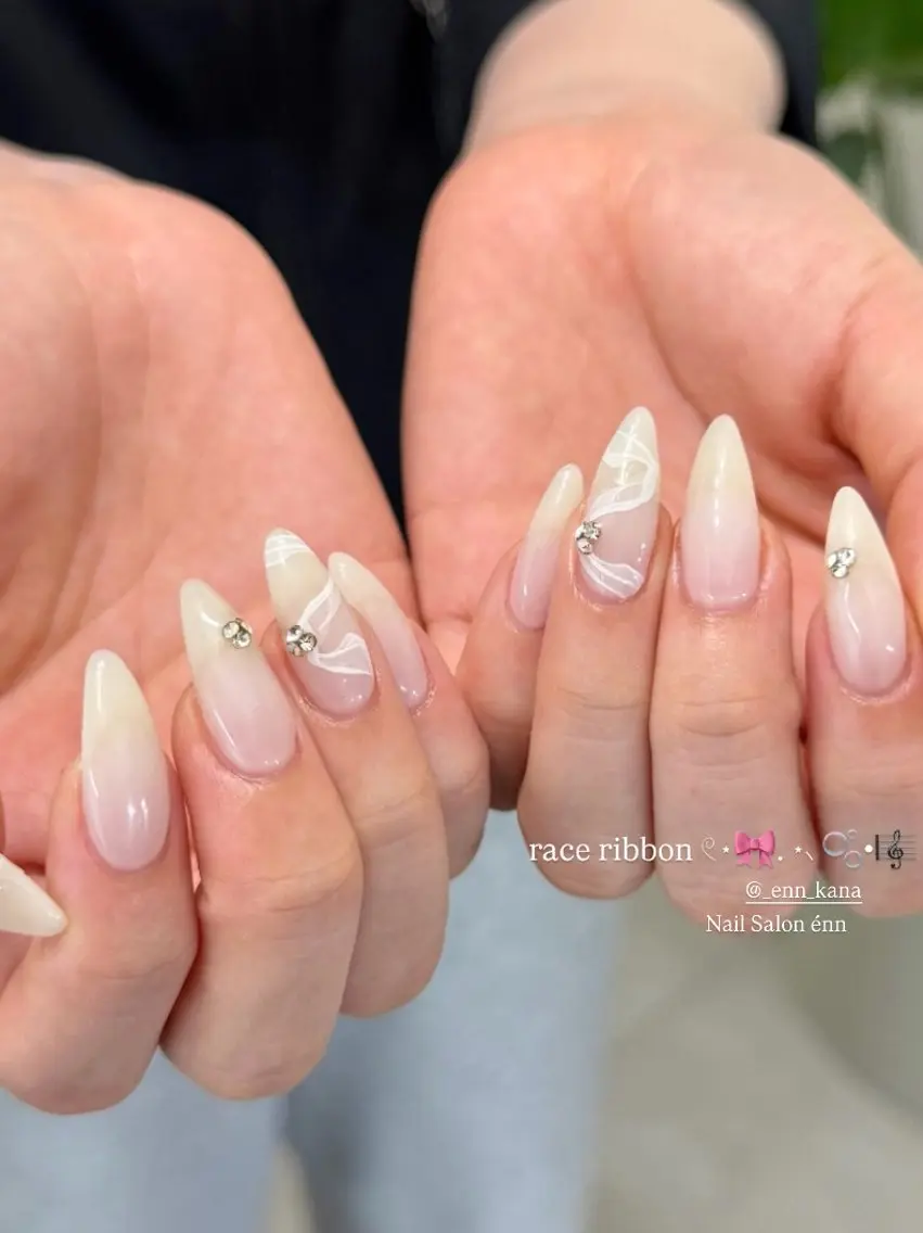 ネイル ハンドネイル KANA ₊˚⊹ ennのネイルデザイン