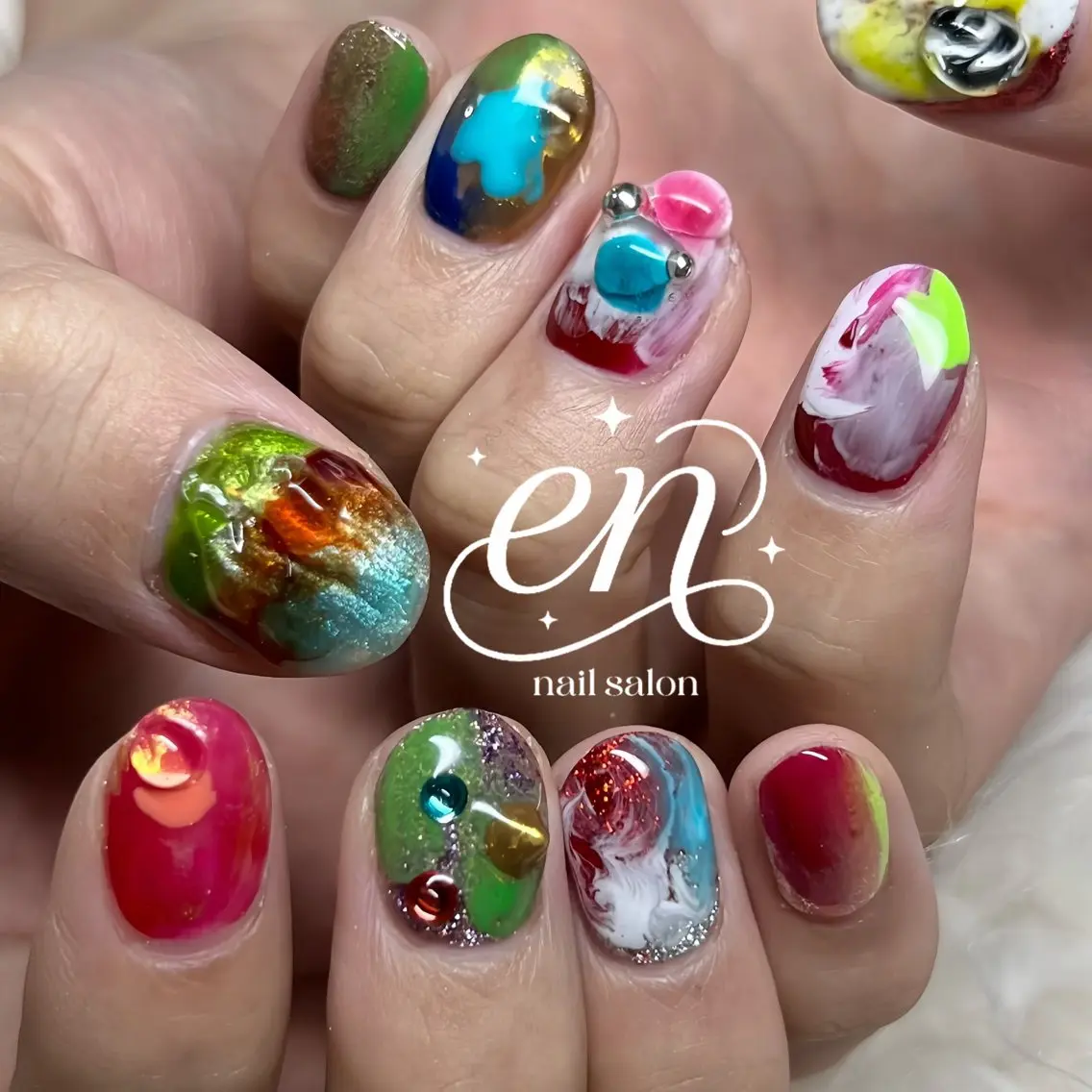 ネイル ジェルネイル メンズネイル ニュアンスネイル パラジェル ショートネイル ハンドネイル en. 渋谷のネイルデザイン