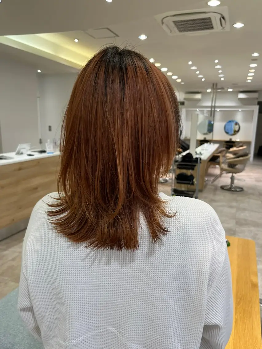 ミディアム ミディアムレイヤー レイヤーカット カット トリートメント cana 札幌レイヤースタイルのヘアスタイル
