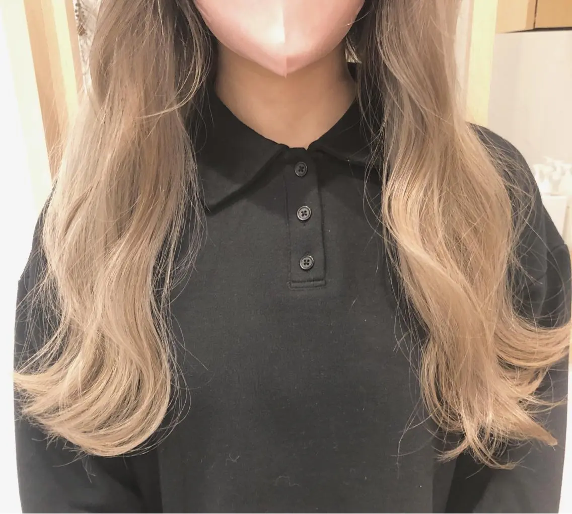 ロング カラー パーマ ヘアアレンジ ベージュカラー ブリーチ ハイトーンカラー ミルクティーベージュ カット ヘアカラー トリートメント 【ツヤ髪美容師】 ツダケイスケのヘアスタイル