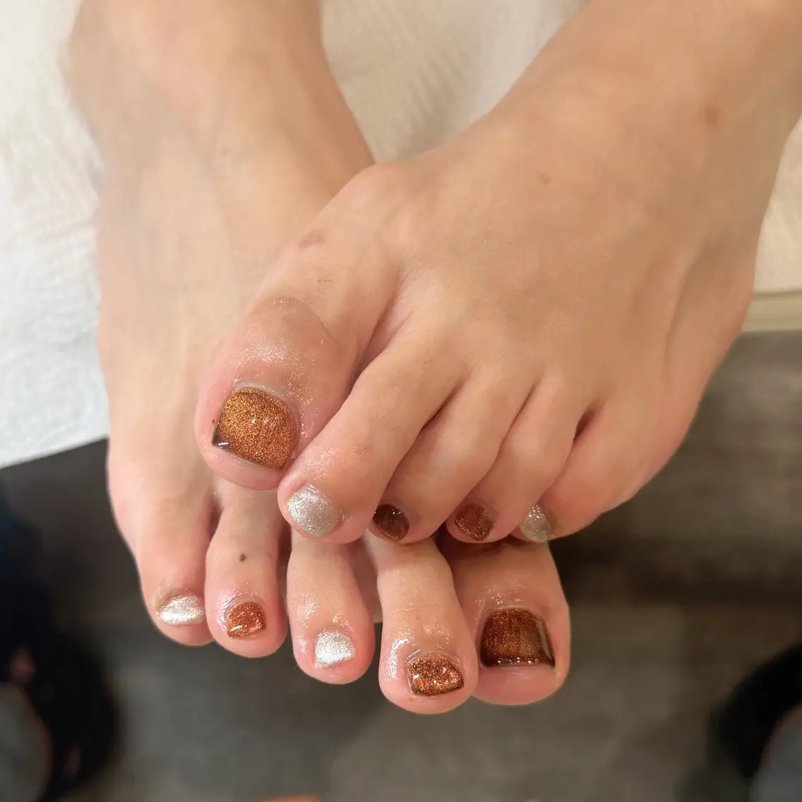 ネイル マグネットネイル ミラーネイル フットネイル Luana / ayanaのネイルデザイン