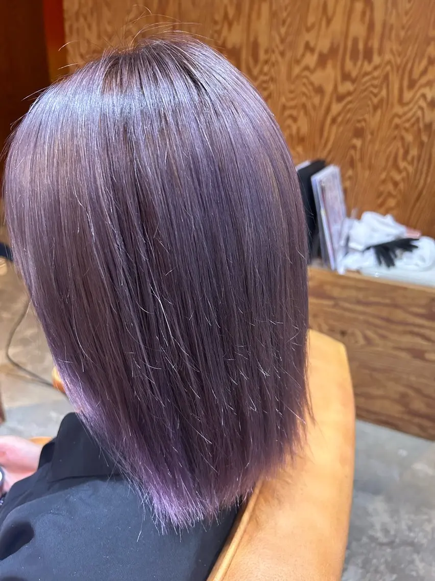 ミディアム カラー ラベンダーカラー 鏡原 実和のヘアスタイル