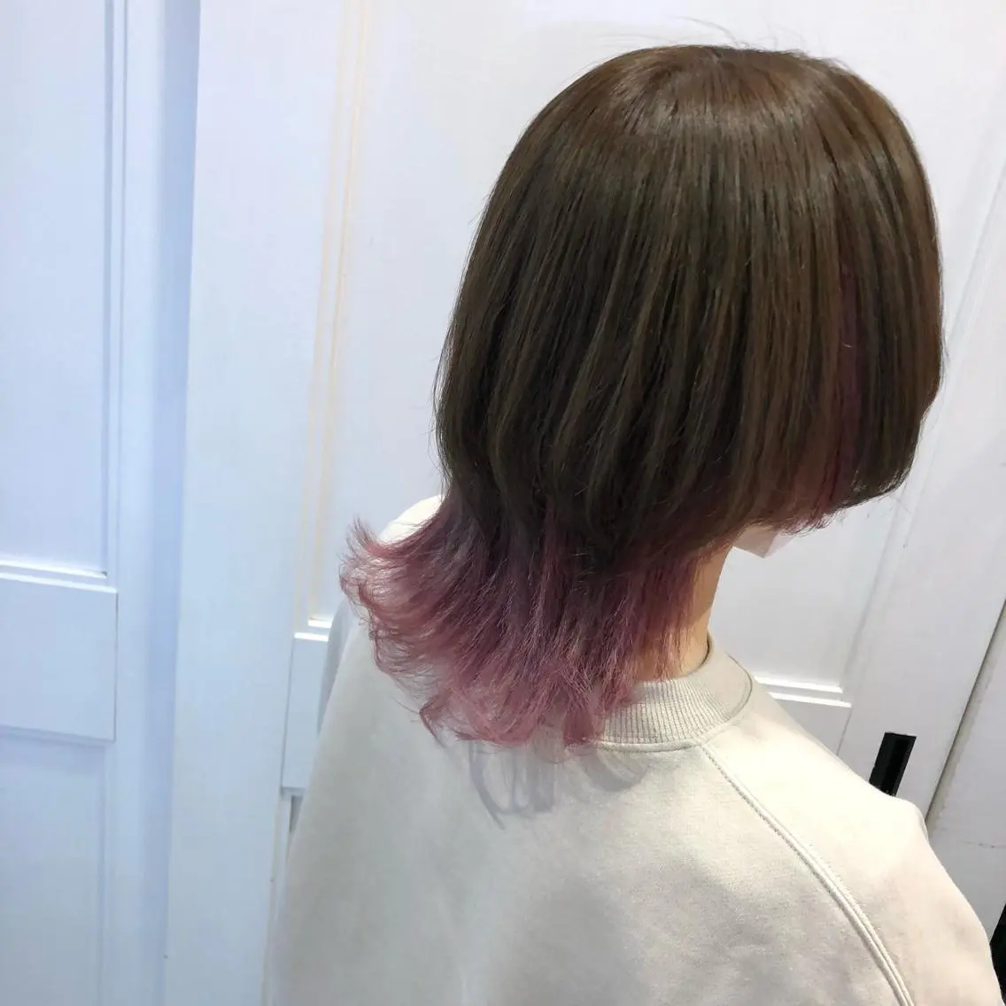 ミディアム カラー ベージュカラー ブリーチ ピンクカラー ピンクベージュ ヘアカラー 中島 沙也加のヘアスタイル