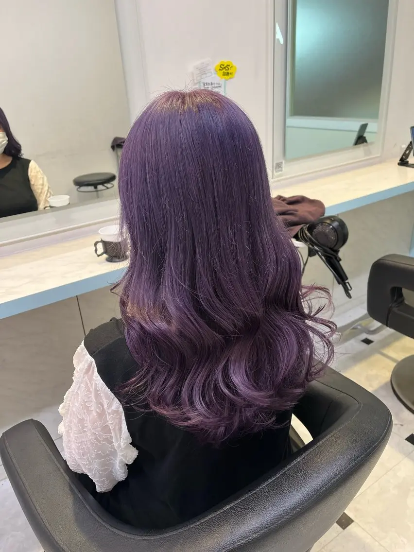 セミロング カラー ヘアカラー トリートメント ブリーチカラー 🩵MIZUKIのヘアスタイル